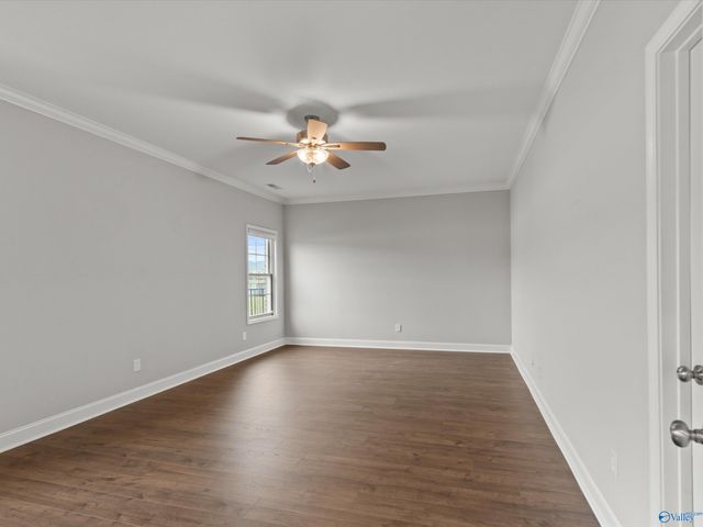 7519 Flint Crossing Circle, Owens Cross Roads, AL 35763