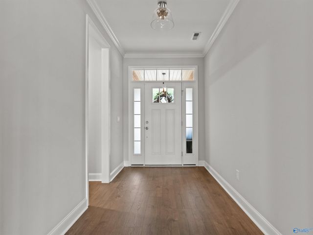 7519 Flint Crossing Circle, Owens Cross Roads, AL 35763