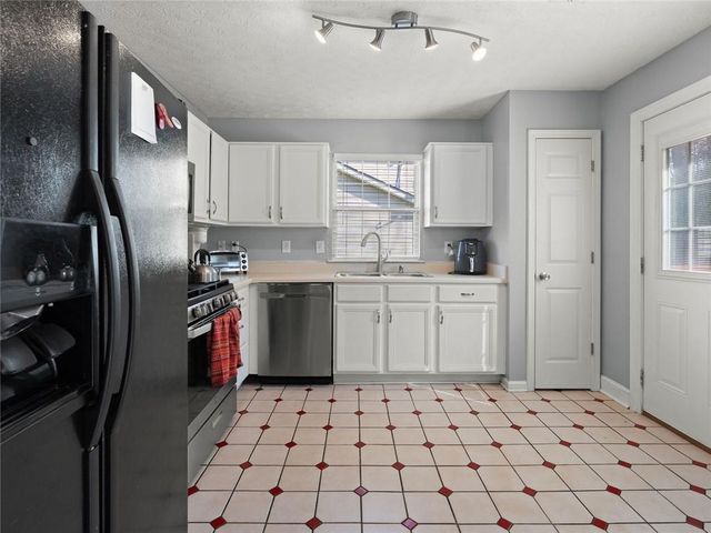 370 Emerald Green Court, Atlanta, GA 30349