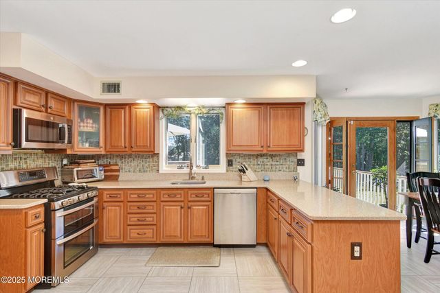 14 Bittersweet Drive, Jackson, NJ 08527