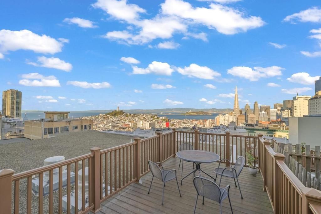 Image 1 of property listing at 1250 Clay Street 103, San Francisco, CA 94108