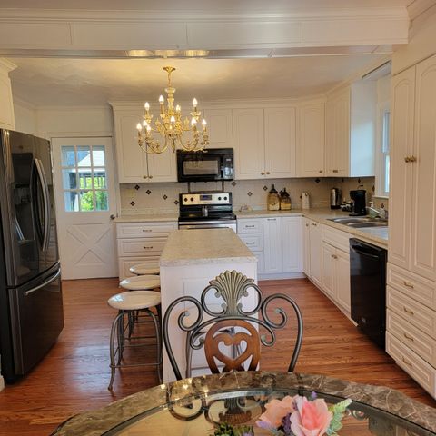 3536 Old Franklin, Glade Hill, VA 24092