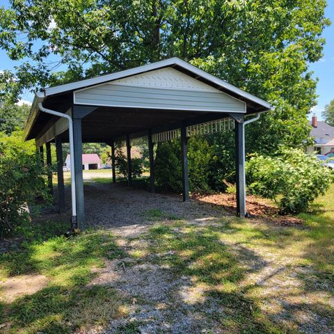 3536 Old Franklin, Glade Hill, VA 24092