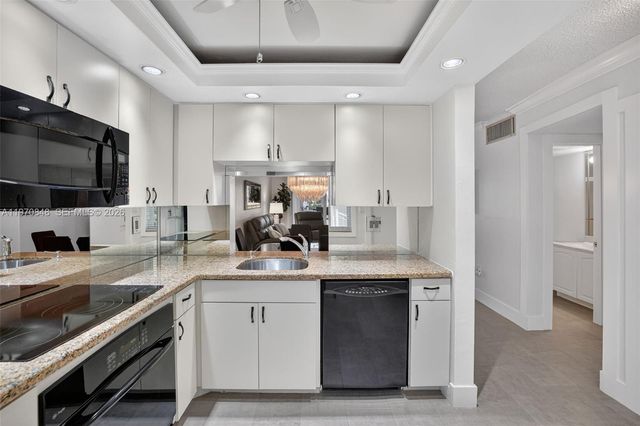 1891 S Ocean Dr 212, Hallandale Beach, FL 33009