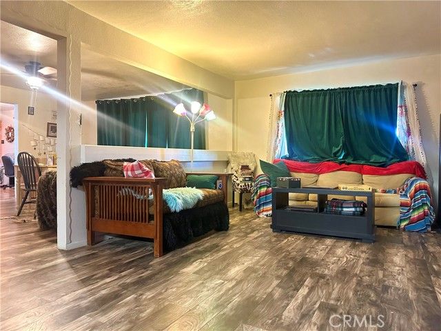 20320 Roads End Drive, Perris, CA 92570