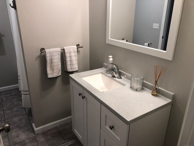 132 Sheldon Terrace 3, New Haven, CT 06511