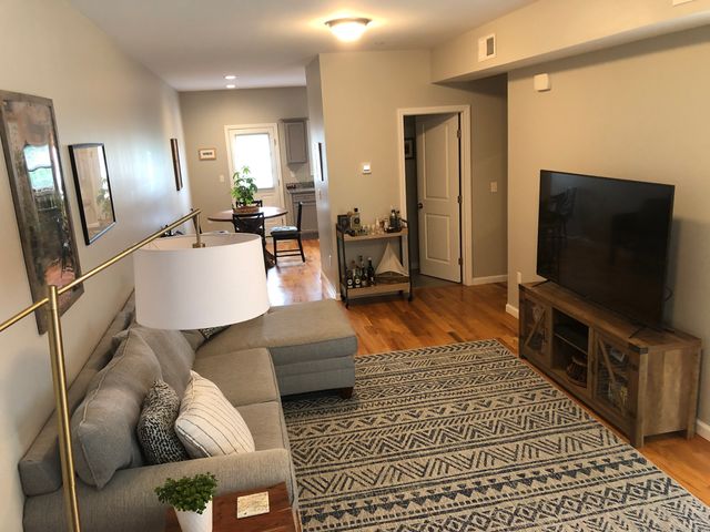 132 Sheldon Terrace 3, New Haven, CT 06511