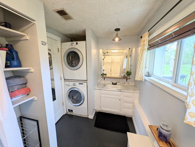 11297 56th Avenue, Allendale, MI 49401