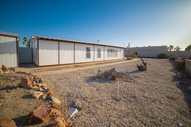 11279 S PHOENIX DR, Yuma, AZ 85367