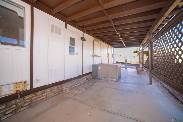 11279 S PHOENIX DR, Yuma, AZ 85367