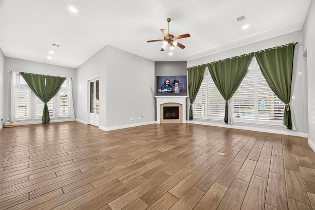 18902 Carson Glen Drive, New Caney, TX 77357