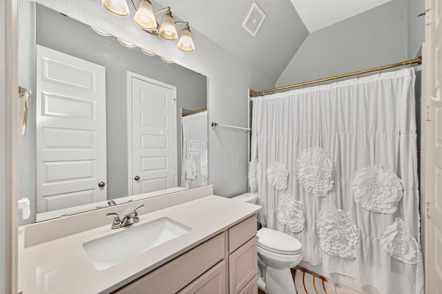 18902 Carson Glen Drive, New Caney, TX 77357