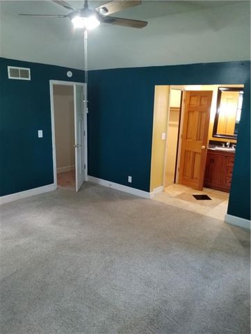 16405 Spring Valley Road, Belton, MO 64012