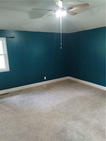 16405 Spring Valley Road, Belton, MO 64012