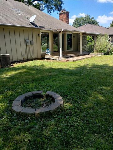 16405 Spring Valley Road, Belton, MO 64012