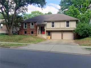 16405 Spring Valley Road, Belton, MO 64012