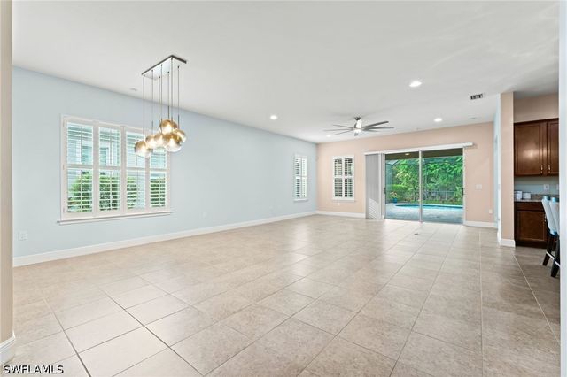 3624 Pilot CIR, Naples, FL 34120