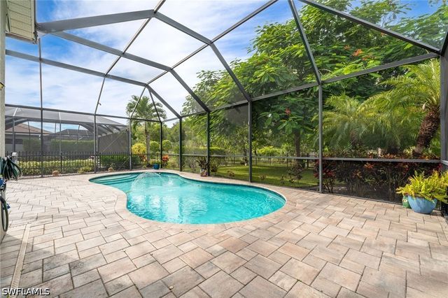 3624 Pilot CIR, Naples, FL 34120