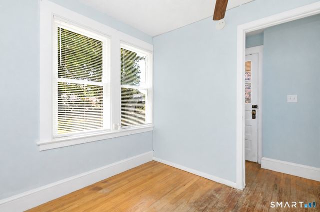 19 Homestead Street, Manchester, CT 06042