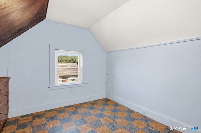 19 Homestead Street, Manchester, CT 06042