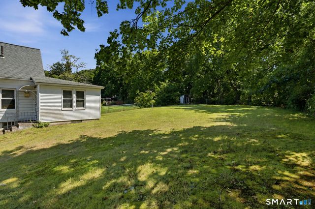 19 Homestead Street, Manchester, CT 06042