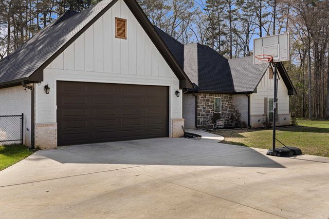 2469 Walkers Mill Rd, Hallsville, TX 75650