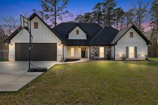 2469 Walkers Mill Rd, Hallsville, TX 75650