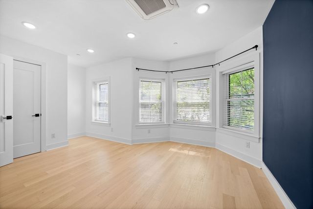 208 Spencer Avenue 3, Chelsea, MA 02150