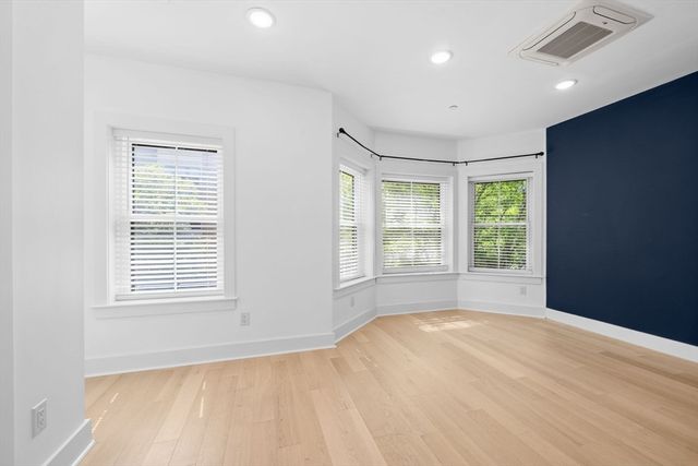 208 Spencer Avenue 3, Chelsea, MA 02150