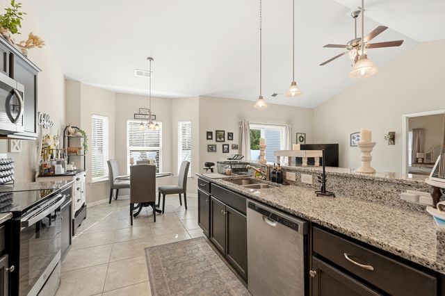361 Shallow Cove Dr., Conway, SC 29527