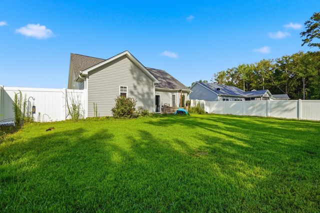 361 Shallow Cove Dr., Conway, SC 29527