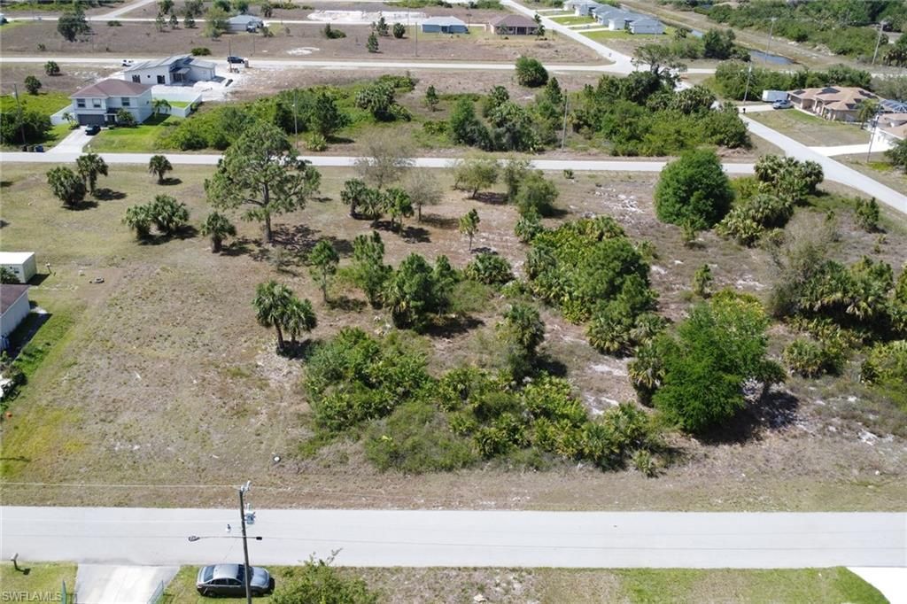 912 Mercury AVE S, LEHIGH ACRES, FL 33974 — exterior