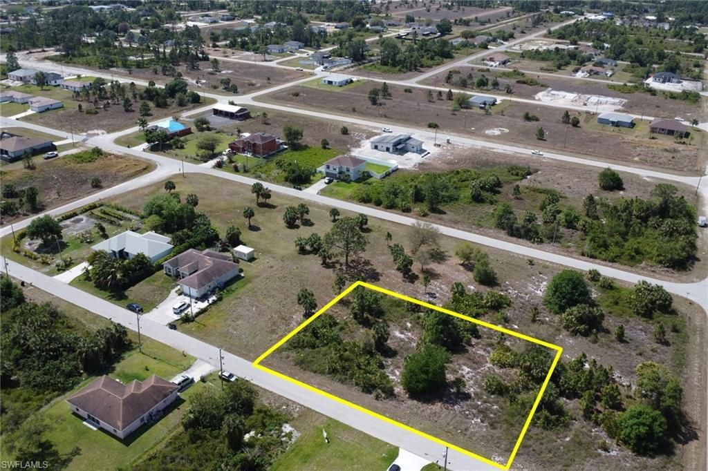 912 Mercury AVE S, LEHIGH ACRES, FL 33974 — photo 2