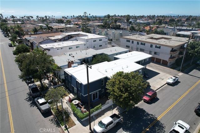 425 15th, Huntington Beach, CA 92648