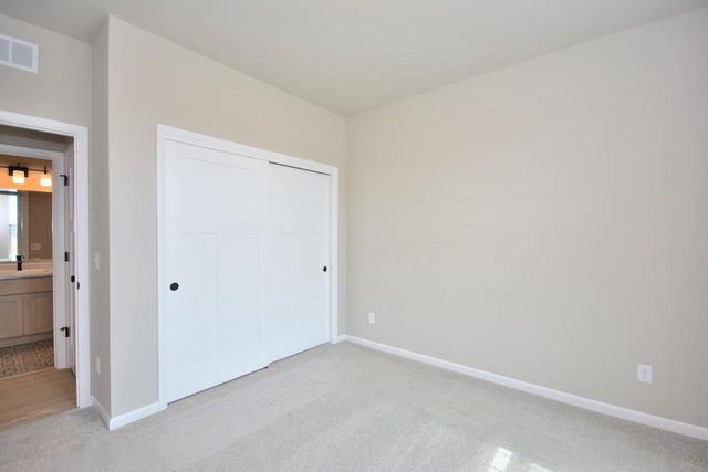 1116 Elderberry ROAD, Oconomowoc, WI 53066