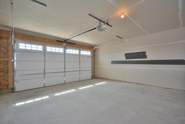 1116 Elderberry ROAD, Oconomowoc, WI 53066