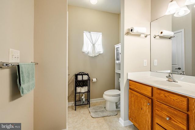 246 ANITA CT, Newark, DE 19702