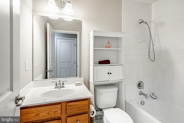 246 ANITA CT, Newark, DE 19702