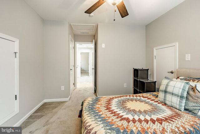 246 ANITA CT, Newark, DE 19702