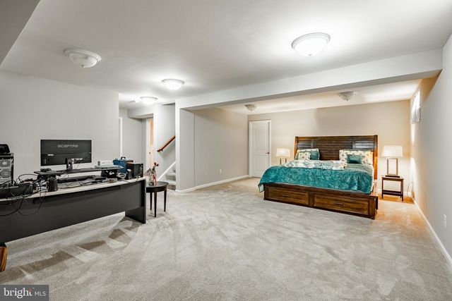 246 ANITA CT, Newark, DE 19702