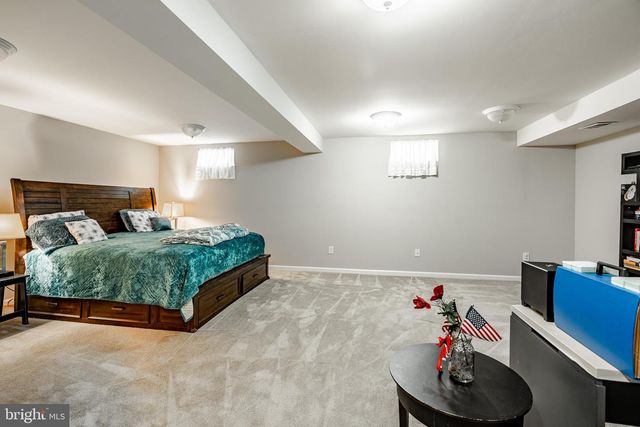 246 ANITA CT, Newark, DE 19702