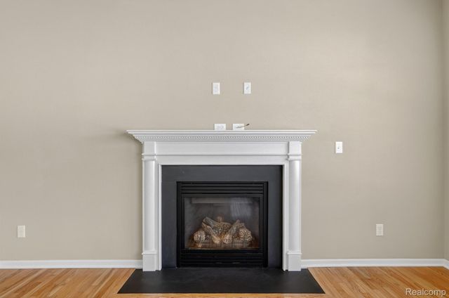 4241 Tonawanda Avenue, Royal Oak Charter Township, MI 48073