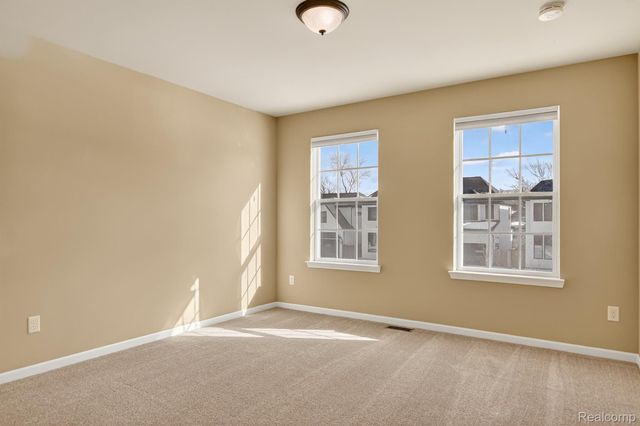 4241 Tonawanda Avenue, Royal Oak Charter Township, MI 48073