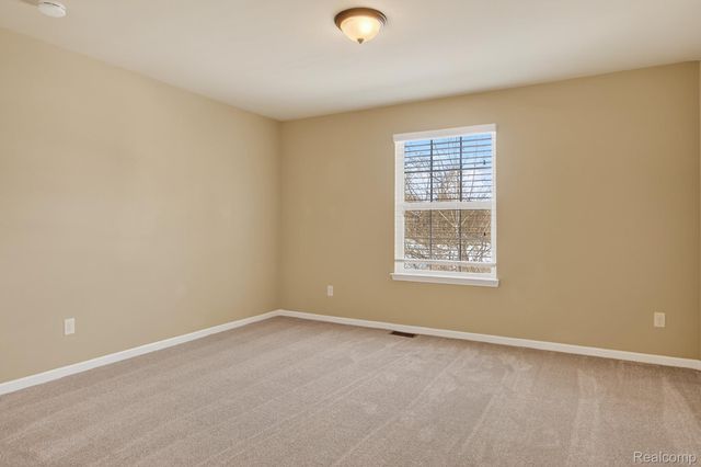 4241 Tonawanda Avenue, Royal Oak Charter Township, MI 48073