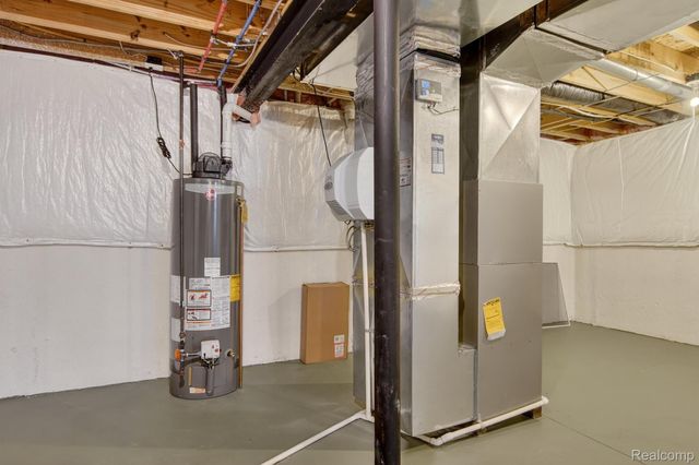 4241 Tonawanda Avenue, Royal Oak Charter Township, MI 48073