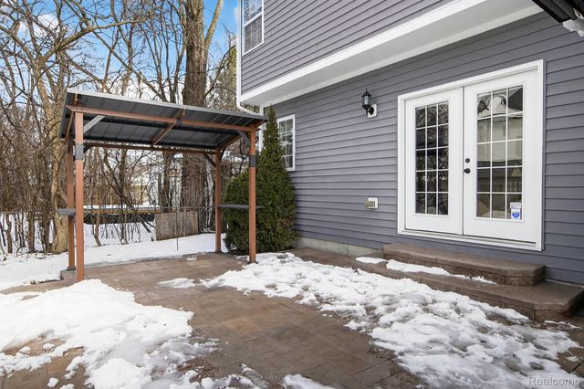 4241 Tonawanda Avenue, Royal Oak Charter Township, MI 48073