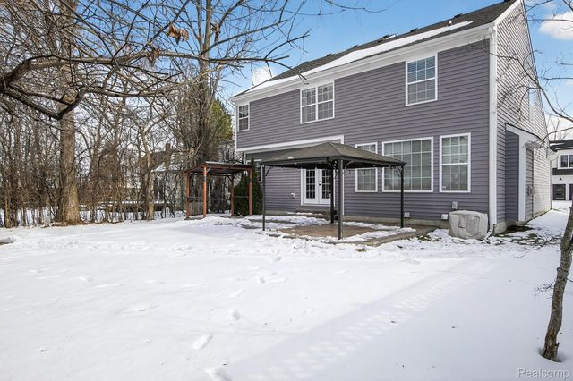 4241 Tonawanda Avenue, Royal Oak Charter Township, MI 48073