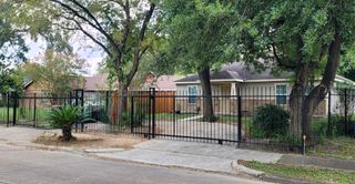 10226 Ella Falls Boulevard, Houston, TX 77038