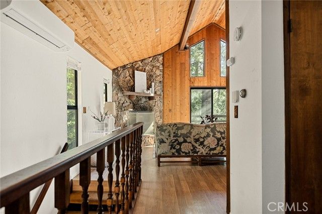 855 Deer Trail, Crestline, CA 92325