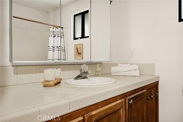 855 Deer Trail, Crestline, CA 92325